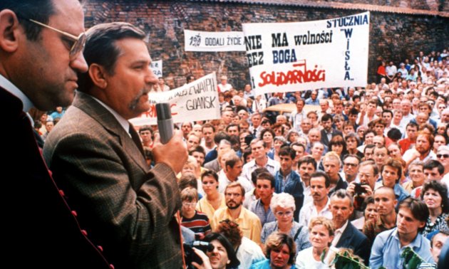 파일:솔리다르노시치.jpg