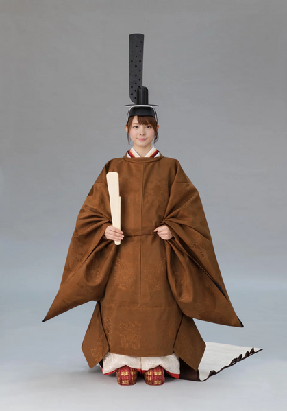 파일:호노카 천황 즉위식 사진.png