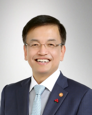 최상목 부총리 프로필.webp