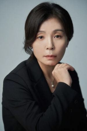 유신영 (플로라).webp