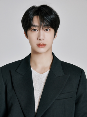 플로라 임도완 프로필.png