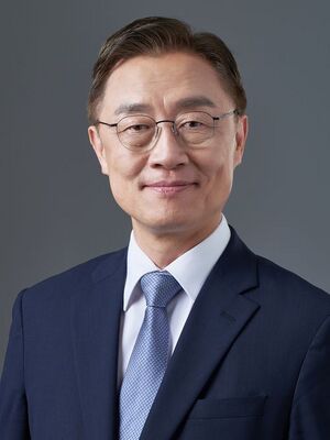 최재형 (90년 체제).jpg