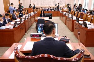 국회 상임위원회.jpg