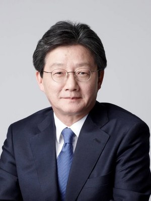 유승민 프로필.png