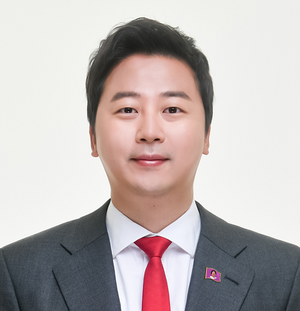 플로라 양심린 프로필.png