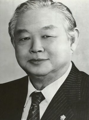 윤길중 프로필.png