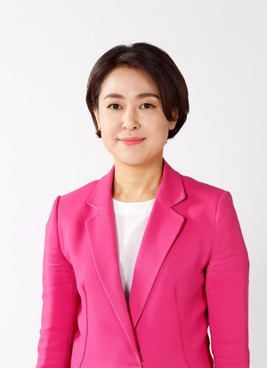 황보승희 각료 프로필 (한나라).png