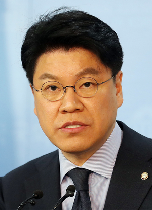 장제원 각료 프로필 (한나라).png