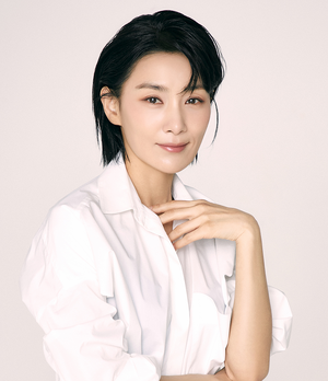 플로라 성화령 프로필.png