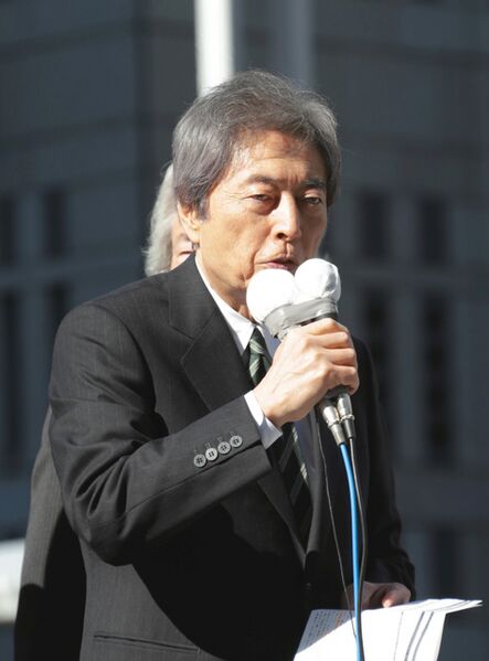 파일:호소카와 모리히로 2014년 (본능).jpg