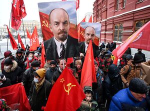 러시아 공산당 행진.jpg